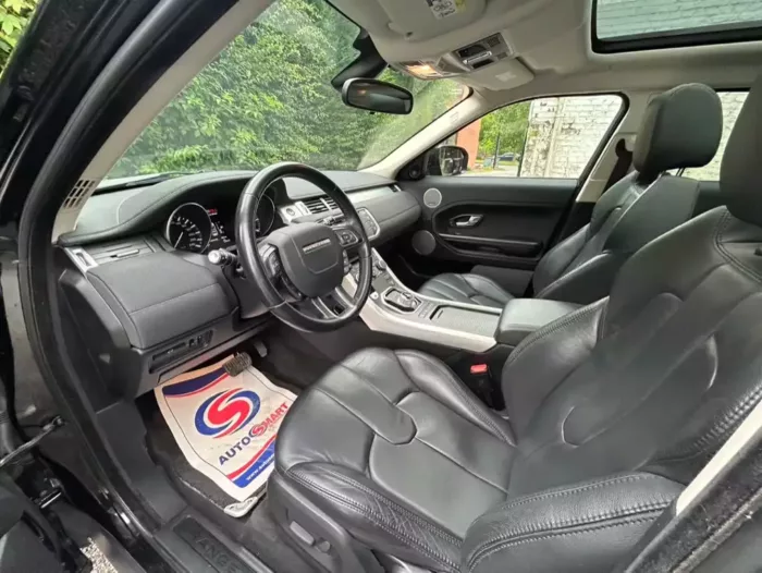 Intérieur 1 LAND ROVER EVOQUE 2.2 TD4 4X4 Luxe Automobiles