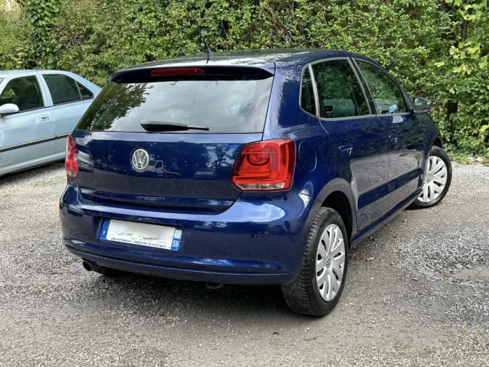 Arrière 1 VOLKSWAGEN POLO 1.6 TDI Luxe Automobile