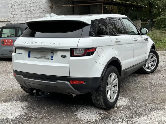 Arrière 2 LAND ROVER EVOQUE 2.0 TD4 Luxe Automobiles