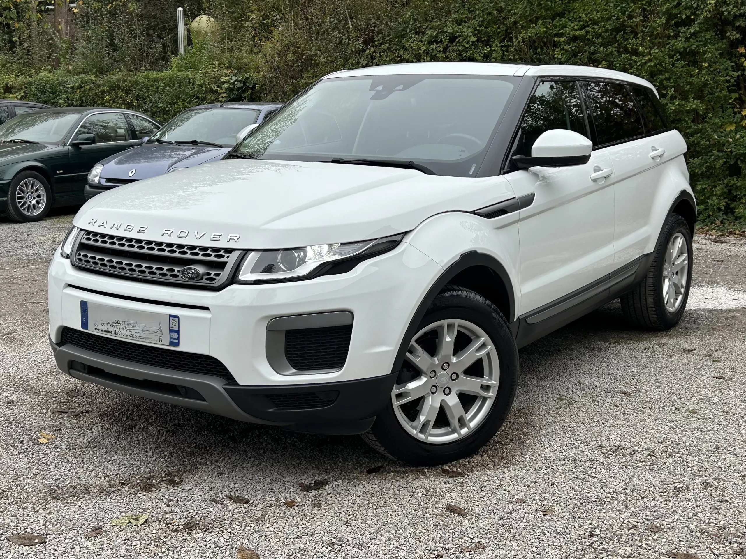 Avant 1 LAND ROVER EVOQUE 2.0 TD4 Luxe Automobiles