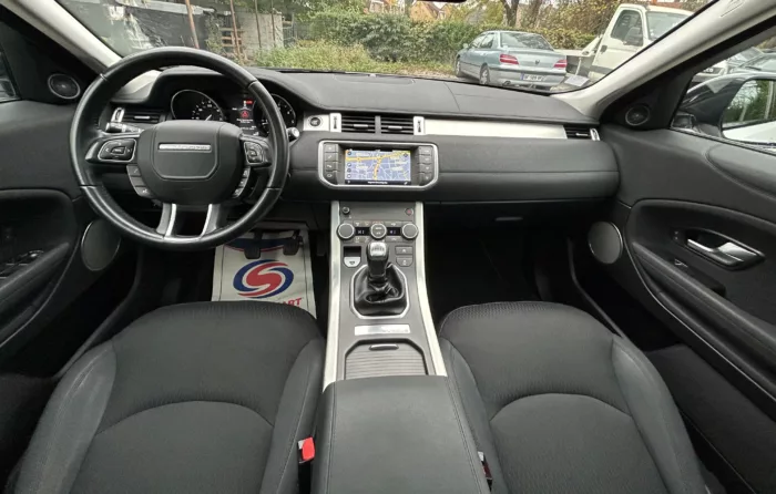 Intérieur 2 LAND ROVER EVOQUE 2.0 TD4 Luxe Automobiles