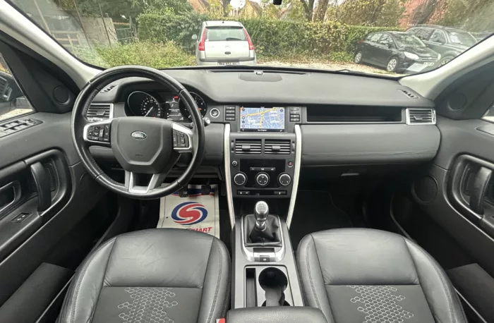 Intérieur LAND ROVER DISCOVERY SPORT 2.0 TD4 Luxe Automobiles